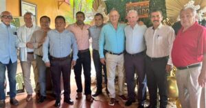 Lee más sobre el artículo Conmemoran en Tecomán el Día del Abogado con jornadas de reflexión, deporte y reconocimientos