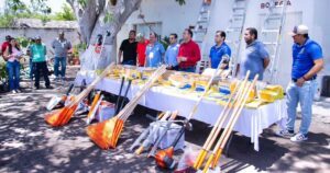 Lee más sobre el artículo Armando Reyna equipa a Servicios Públicos con herramientas y vehículo