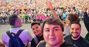 Lee más sobre el artículo Activistas de Tecomán refuerzan la representación colimense en la Marcha del Orgullo 2025 en CDMX