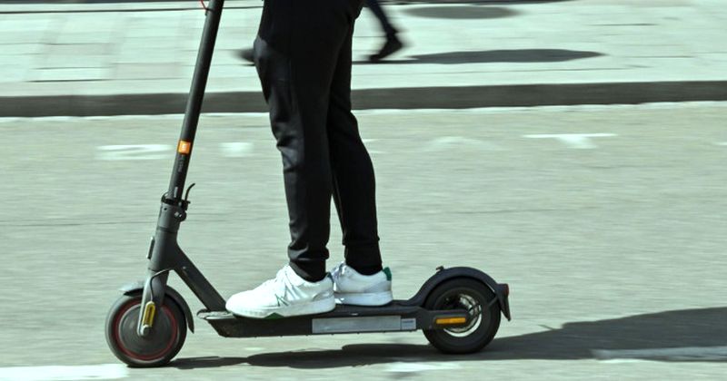 En este momento estás viendo ‘Urge regular uso de scooters eléctricos en Colima’: Uriel Chávez, director de Vialidad