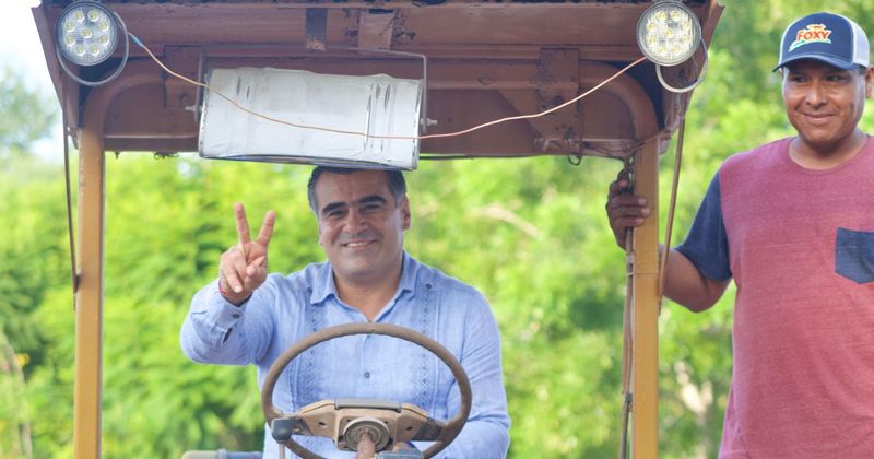 En este momento estás viendo Riult Rivera inicia pavimentación en Los Asmoles para mejorar conexión entre autopista y carretera