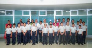 Lee más sobre el artículo Llevan a trabajadores música coral para romper su rutina y que conozcan oferta cultural de la UdeC