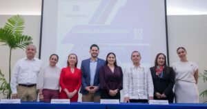 Lee más sobre el artículo Indira Vizcaíno reconoce compromiso empresarial en el desarrollo económico de Colima