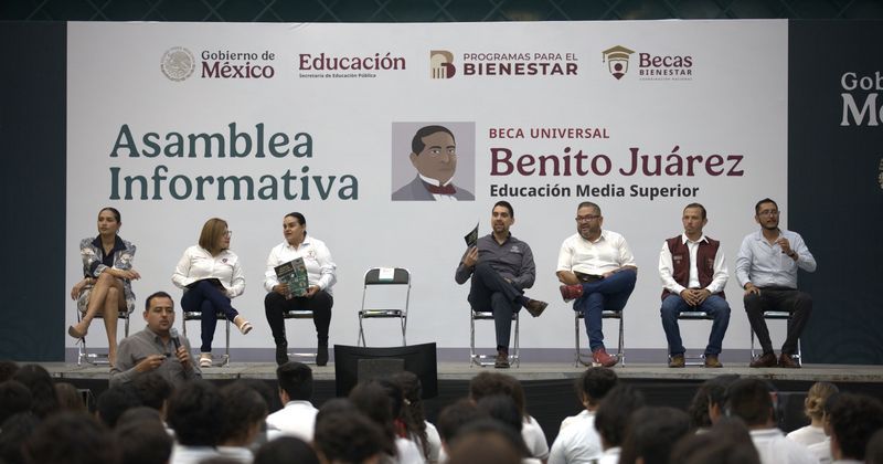 En este momento estás viendo UdeC acompaña asambleas informativas de Becas Benito Juárez