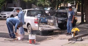 Lee más sobre el artículo Ayuntamiento capitalino repara alcantarilla en Guadalajarita tras reporte ciudadano