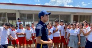 Lee más sobre el artículo Fuerza Juvenil Militarizada impulsa en Tecomán estrategia escolar contra la violencia digital y en favor de la salud mental