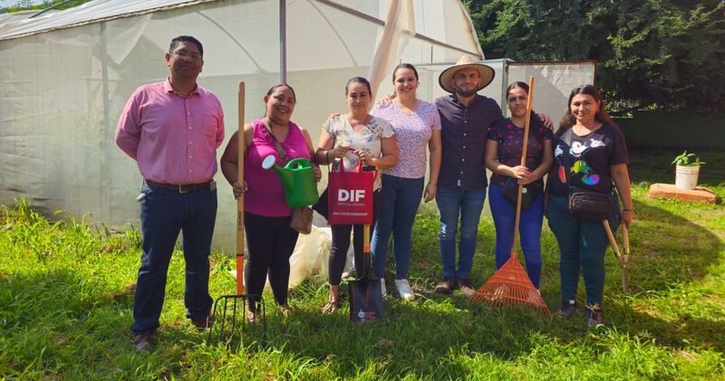 En este momento estás viendo DIF Estatal y diputado Alfredo Álvarez impulsan agroecología en escuelas