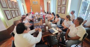 Lee más sobre el artículo Informa Martín Flores al comité estatal del Stsge alcances del convenio y fideicomiso de pago al Ipecol