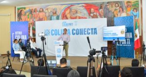 Lee más sobre el artículo Entrega de 500 becas de transporte a estudiantes en Colima