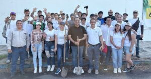 Lee más sobre el artículo Siembran 250 árboles en Tecomán con apoyo de estudiantes de la UdeC