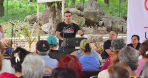 Lee más sobre el artículo Riult Rivera reafirma apoyo a comerciantes de Las Pulgas y reconoce su papel en la economía de Colima