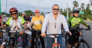 Lee más sobre el artículo Gobierno de Tecomán realiza Bicipaseo a Playa Pascuales con el lema: ‘¡Dale color a tu vida!’