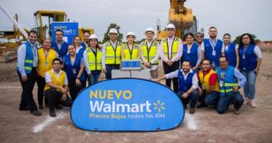 Lee más sobre el artículo Walmart invertirá más de 240 mdp en Tecomán; colocan primera piedra de nueva tienda