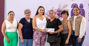 Lee más sobre el artículo Indira Vizcaíno encabeza entrega de 700 tarjetas del programa Pensión Mujeres Bienestar