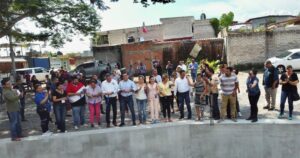 Lee más sobre el artículo Riult Rivera entrega muro de protección en Prados del Sur para eliminar riesgos del Arroyo Pereyra