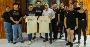 Lee más sobre el artículo Armando Reyna apoya al Ballet Folklórico Mitoteliztli en su segunda gira internacional a Argentina