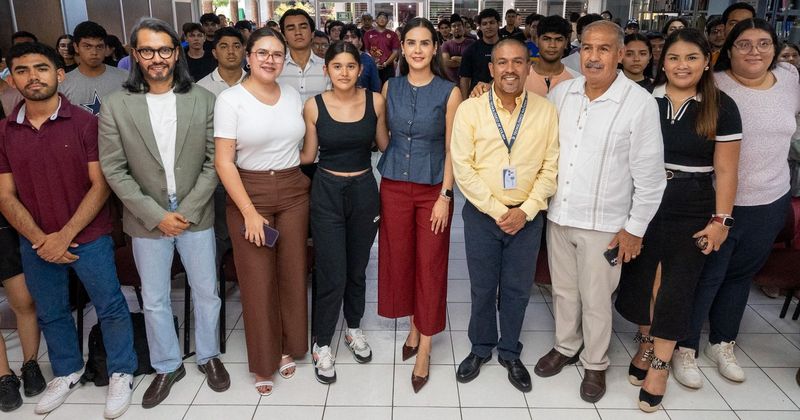 En este momento estás viendo Rosi Bayardo: manzanillenses en universidad pública de otros municipios de Colima también recibirán #UniBeca