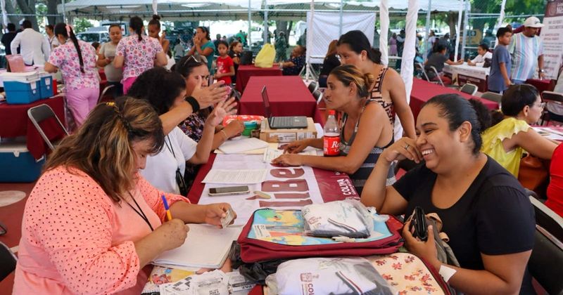 En este momento estás viendo Realizan cuarta Jornada de Paz en Manzanillo: servicios y programas llegaron a la colonia Terraplena