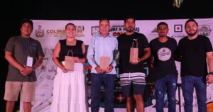 Lee más sobre el artículo Festival de Surf reactiva la economía en la playa El Paraíso de Armería