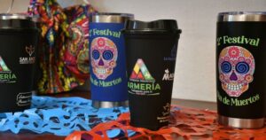 Lee más sobre el artículo Invitan a adquirir artículos conmemorativos del 2° Festival del Día de Muertos en Armería