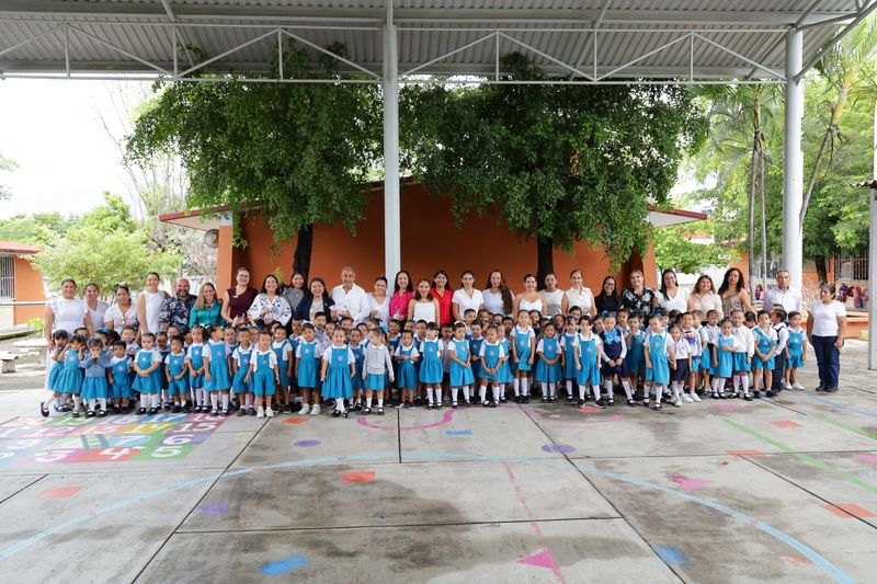 En este momento estás viendo Congreso realiza ceremonia itinerante de octubre en el Jardín de Niños “Isaura Pamplona”, en Villa de Álvarez