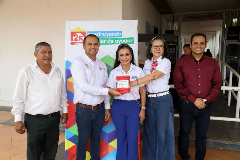 En este momento estás viendo Gobierno de Tecomán y JAP Colima dan inicio a la colecta diamante de la solidaridad en Tecomán