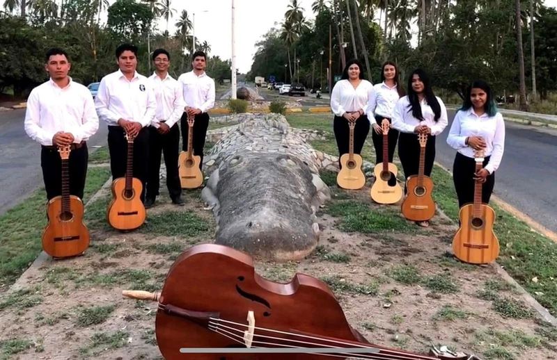 En este momento estás viendo ¡Armería Canta! Nace la Rondalla Municipal gracias al impulso del alcalde Cruz Méndez