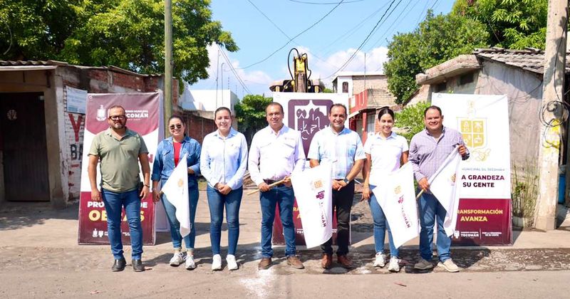 En este momento estás viendo Armando Reyna da inicio a obra de rehabilitación de drenaje y agua potable en la colonia Libertad