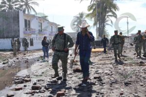 Lee más sobre el artículo Inicia la reconstrucción de la playa El Paraíso con apoyo del Ejército y Guardia Nacional