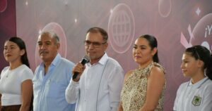 Lee más sobre el artículo Reconoce alcalde Cruz Méndez apoyo de Indira Vizcaíno a estudiantes armeritenses