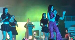 Lee más sobre el artículo Brilla Tecomán en la tradicional ‘Noche de Estrellas’ a beneficio de la Asociación Contra el Cáncer Tecomense