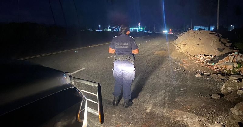 En este momento estás viendo Tecomán refuerza operativos contra tiraderos de basura y escombros en libramientos