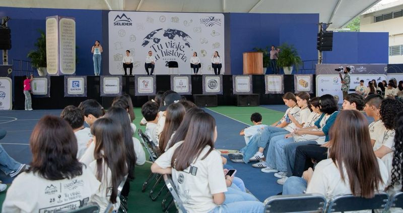 En este momento estás viendo Inaugura Indira Vizcaíno el Seminario Selíder de Campoverde