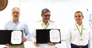 Lee más sobre el artículo Conocen académicos y funcionarios universitarios trabajo de instancia ecuatoriana que apoya la ciencia