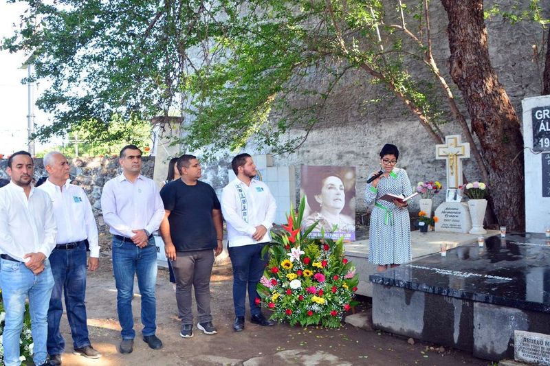 En este momento estás viendo Recordamos con respeto y gratitud a quienes marcaron la historia de Colima: Riult Rivera