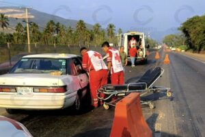 Lee más sobre el artículo Tecomán: accidente en la autopista Colima – Manzanillo deja tres lesionados