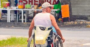 Lee más sobre el artículo Fundación Vidrio Figueroa busca que Walmart Tecomán contrate a personas con discapacidad