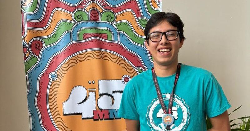 En este momento estás viendo Talento colimense brilla en Cancún: José Carlos Pech representa a Tecomán en la Muestra Nacional de Teatro