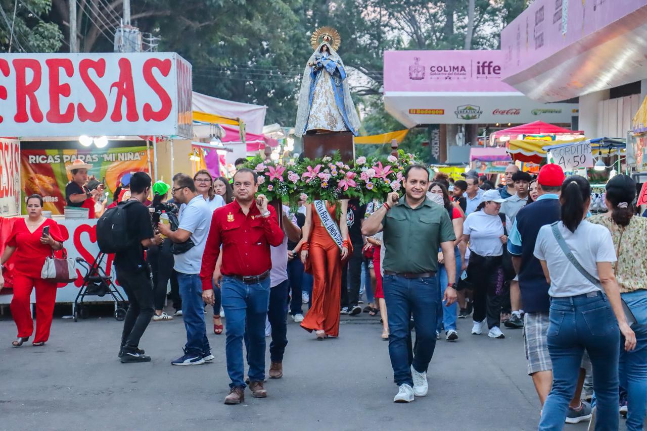 En este momento estás viendo Grupos Artísticos de Tecomán brillan en el Teatro del Pueblo de la Feria de Todos los Santos 2025