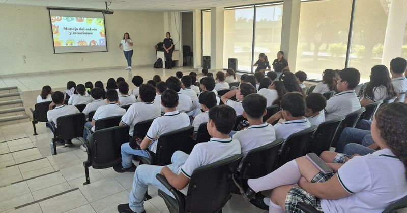 En este momento estás viendo Promueven crianza positiva y prevención en escuelas de Tecomán y Armería