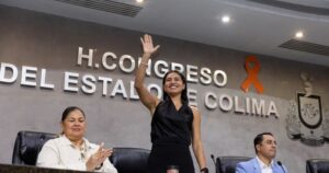 Lee más sobre el artículo Viridiana Valencia compareció ante el Congreso y resaltó que la administración estatal demostró que se puede brindar bienestar sin generar deuda pública