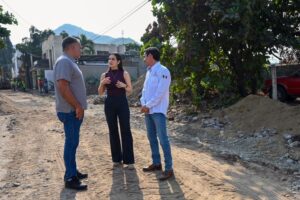 Lee más sobre el artículo Rosi Bayardo da inicio a 6 obras de rehabilitación de redes de agua, drenaje y pavimentación en colonia Indeco