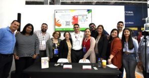 Lee más sobre el artículo Presentan en la FIL 2025 Ni el pan ni el amor, de la poeta Guillermina Cuevas