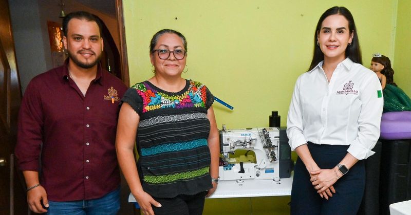 En este momento estás viendo Rosi Bayardo continúa con entregas de herramientas gratuitas del programa “ManzaniYo Emprendo”