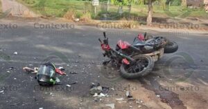 Lee más sobre el artículo Un lesionado tras choque entre camioneta y motocicleta en Cerro de Ortega