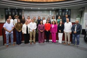 Lee más sobre el artículo Comparece titular de SEIDUM ante el Congreso del Estado de Colima