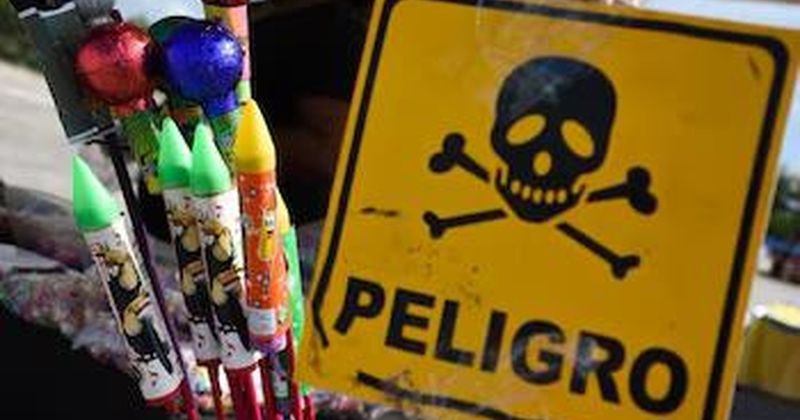 En este momento estás viendo Psicólogo advierte afectaciones emocionales por uso excesivo de pirotecnia en Armería