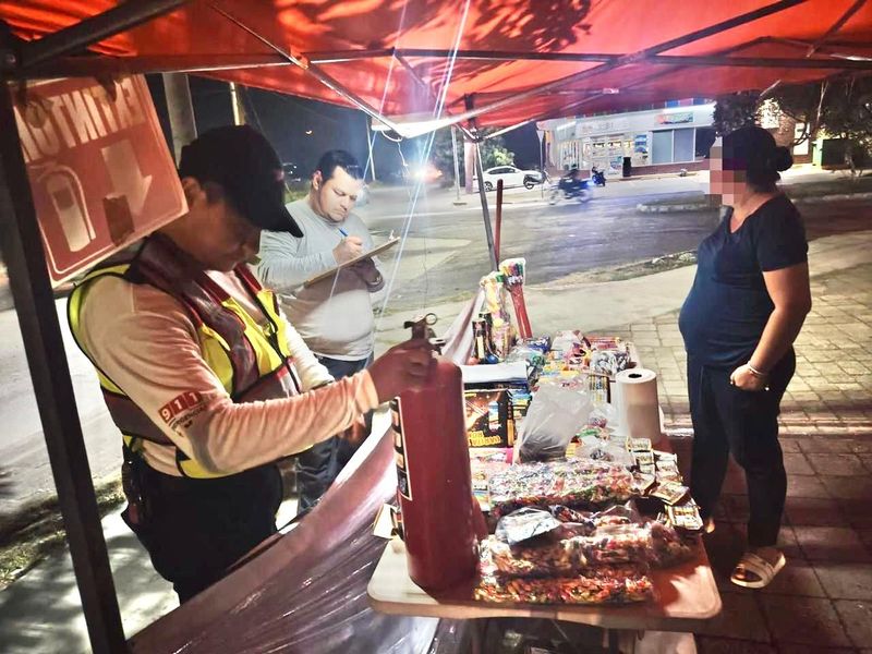En este momento estás viendo Refuerza Protección Civil de Tecomán inspecciones en venta de pirotecnia para prevenir accidentes