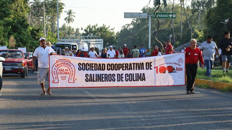 En este momento estás viendo Salineros realizan peregrinación en Armería; piden respeto al entorno natural