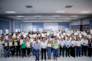 Lee más sobre el artículo UdeC fortalece la formación integral con programa para padres del Bachillerato 25